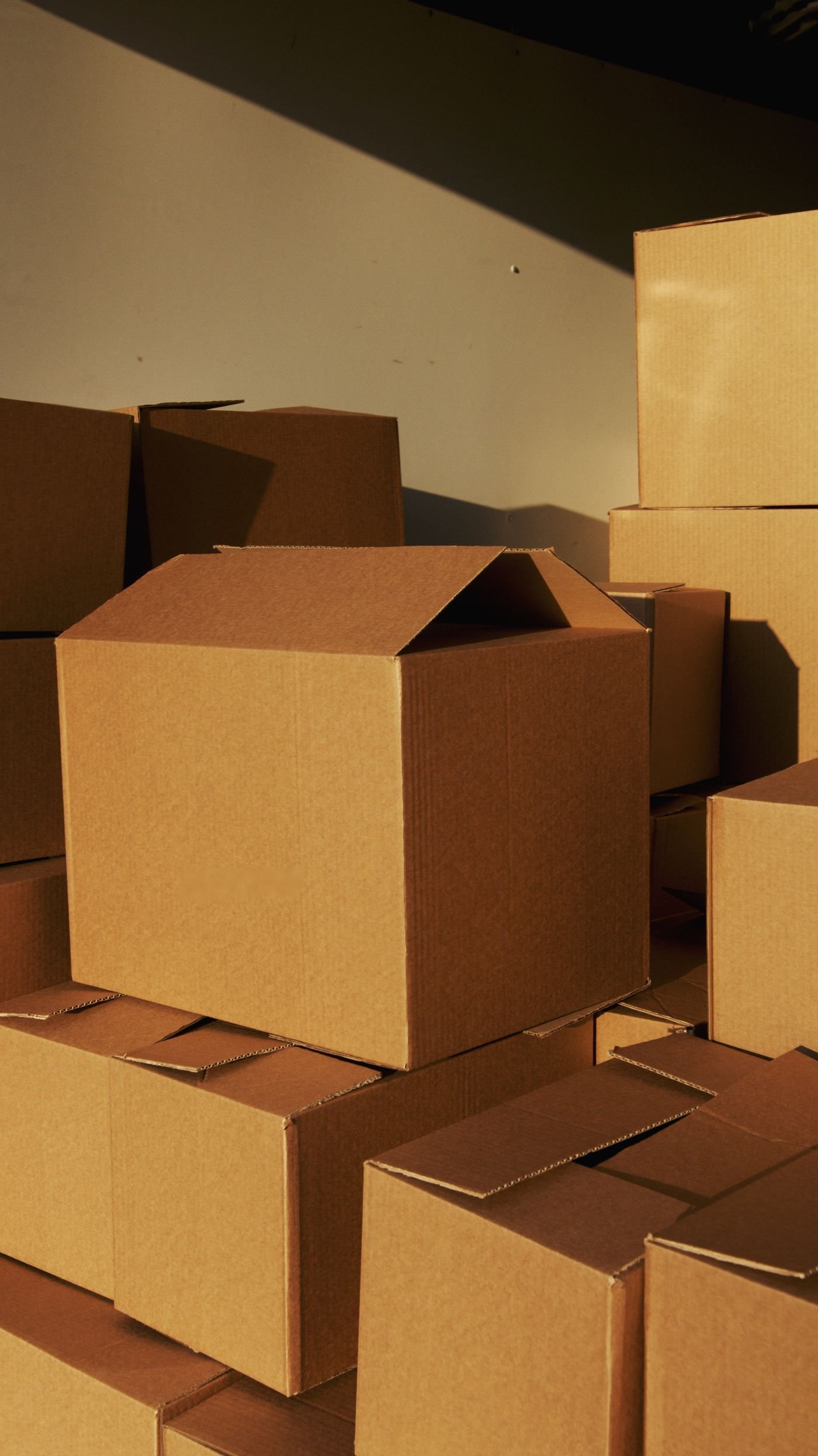 Package and parcel delivery